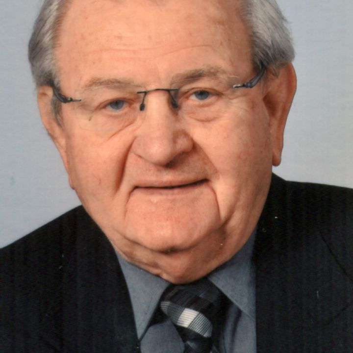 Pfarrer i. R. Helmfried Heininger